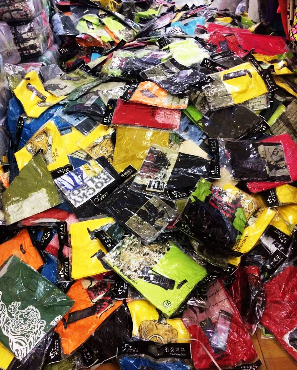 淘宝很便宜的大牌服装靠谱吗,在淘宝上怎么买到正品服装