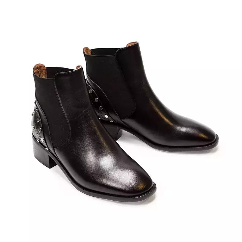 漆皮白色短靴子女2022爆款洋气,个性短靴时尚潮流