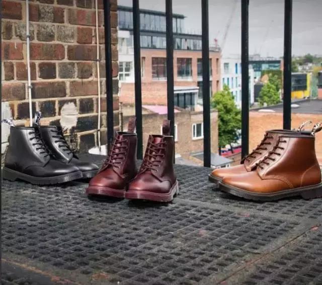 尽管山寨货很多，但谁都想买一双正宗的「Dr.Martens」