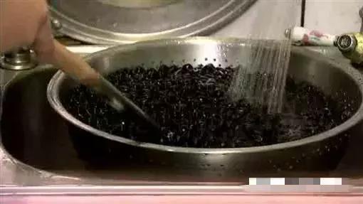 奶茶店资深店员,珍珠奶茶台湾店员