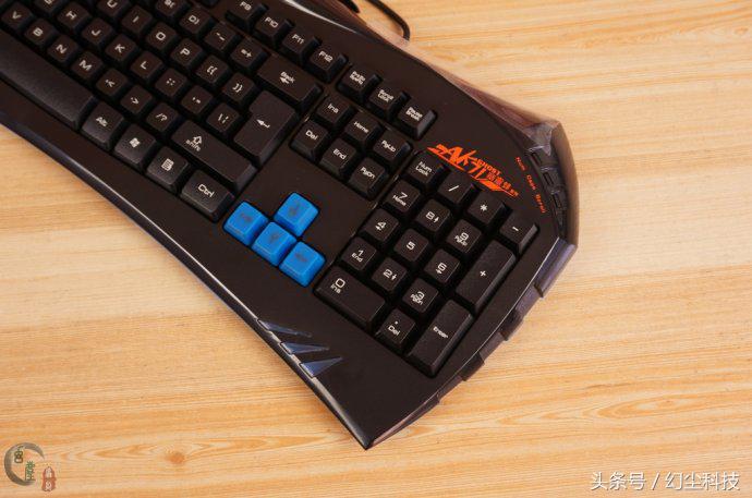 机械键盘价格打下来了,机械键盘价格比前几年降了