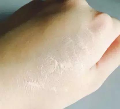 4款最值得入手的秋冬粉底液,好用到爆的粉底