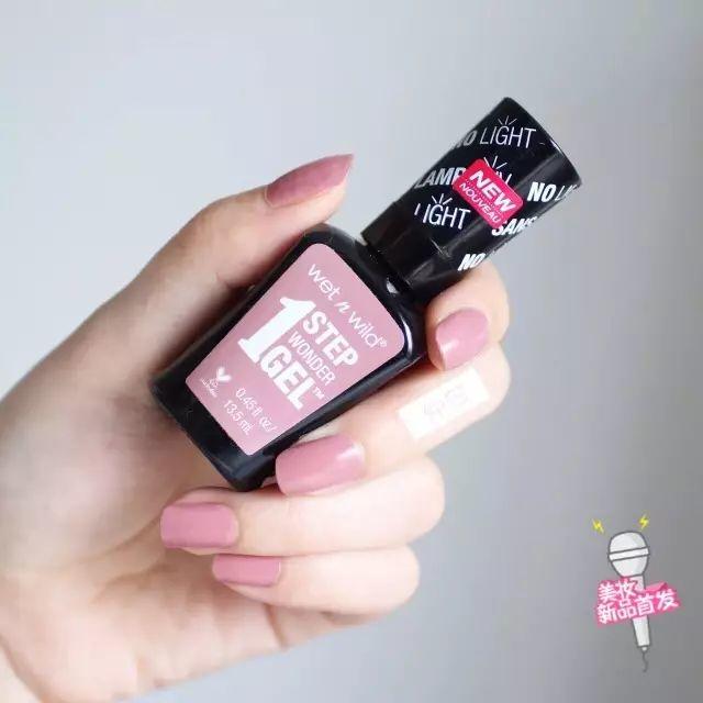 适合夏天显白的指甲油,显白大气夏款指甲油颜色推荐