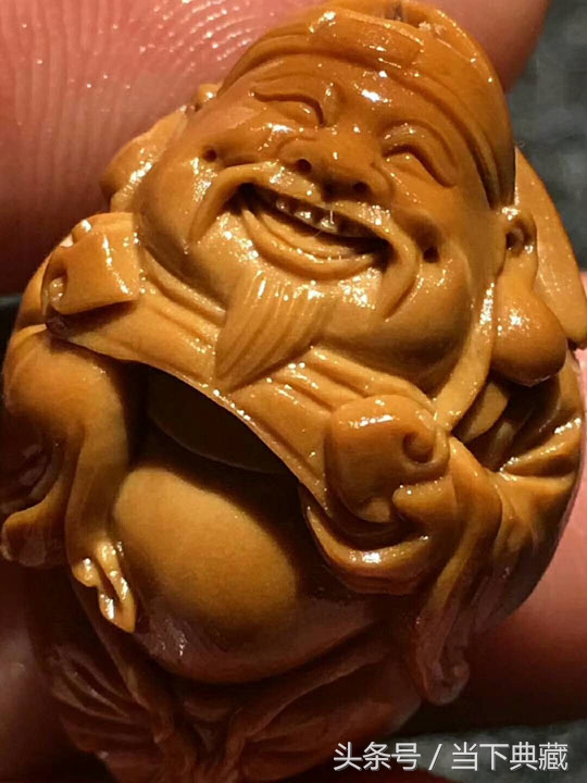 橄榄核老油核手串价格,橄榄核手串油核包浆快吗