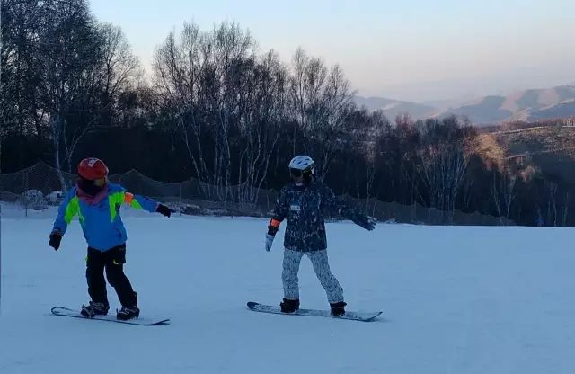 火热预定|跟海盗帮畅滑,雪季不摔跤