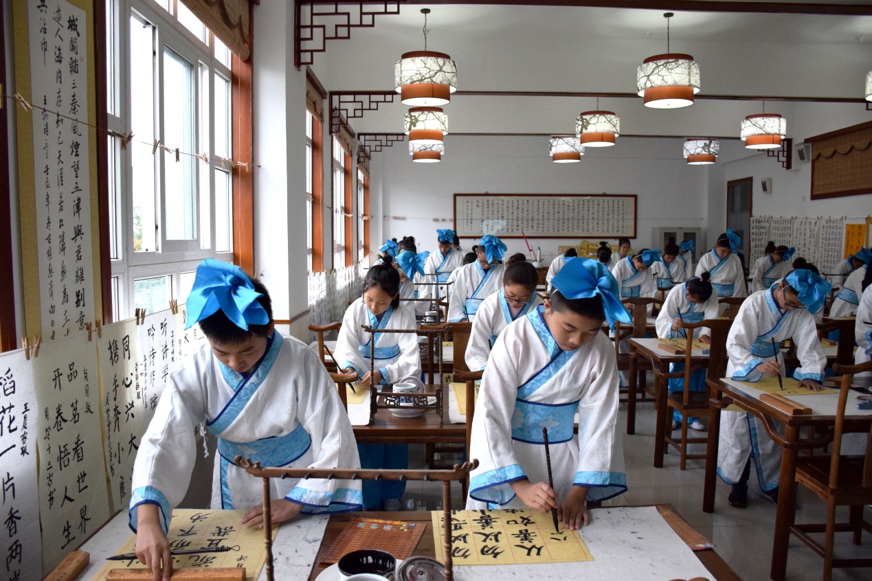 四川14所学校获全国文明校园称号,都江堰市学校名单