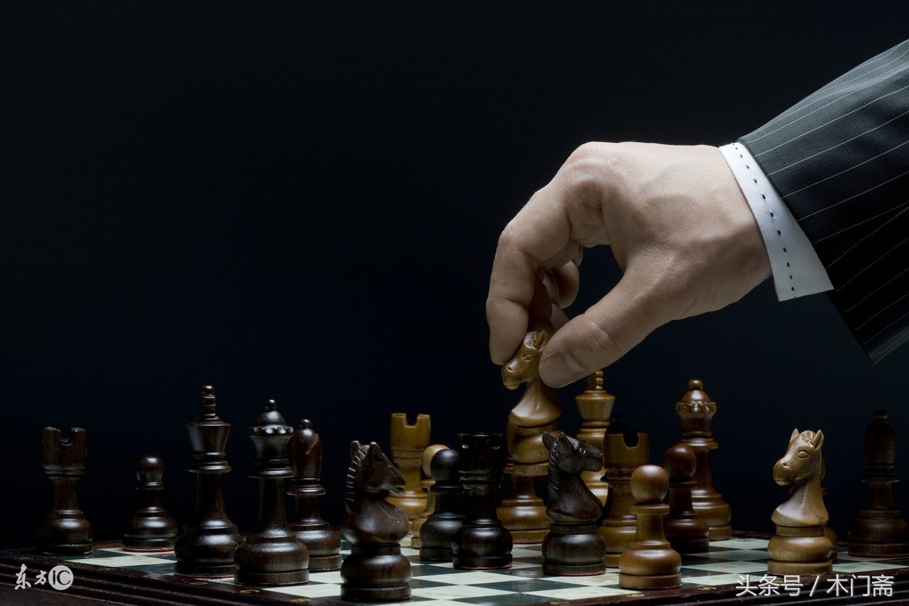 深蓝vs卡斯帕罗夫第一局全局复盘,1997深蓝对战卡斯帕罗夫复盘