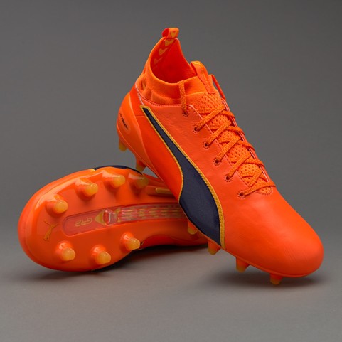 哪款足球鞋最好,适合中国人脚型的足球鞋