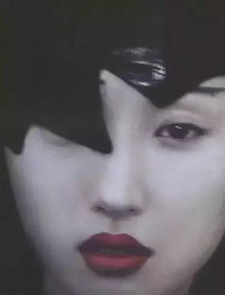 拍糊了的照片怎么调清晰,照片拍糊了