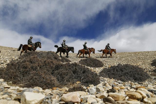 去机关还是当基层领导,待在机关还是去基层