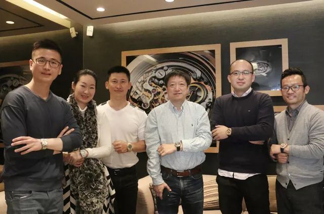 年终奖怎么花，送礼买什么手表？大咖带你逛表店