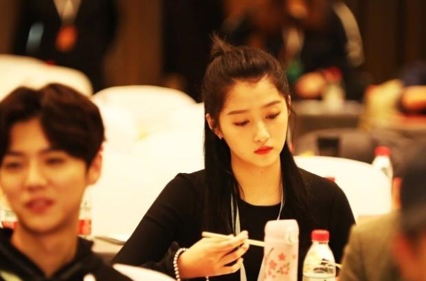 关晓彤被吐槽说话方式,如何评价关晓彤的发言