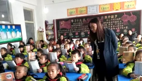 孝义市振兴街小学：蹲校视导指方向聚焦课堂促成长