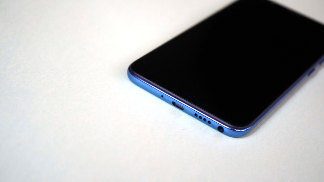 金立s11是全面屏手机吗,金立手机s11评测视频