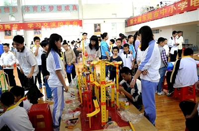 小小机器人可以拼什么,小小机器人可变身