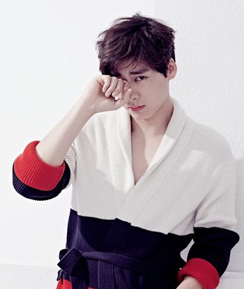 小鲜肉中长发发型,今年最流行的鲜肉发型