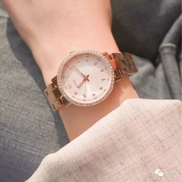 18万左右的名表,1500元左右的dw手表