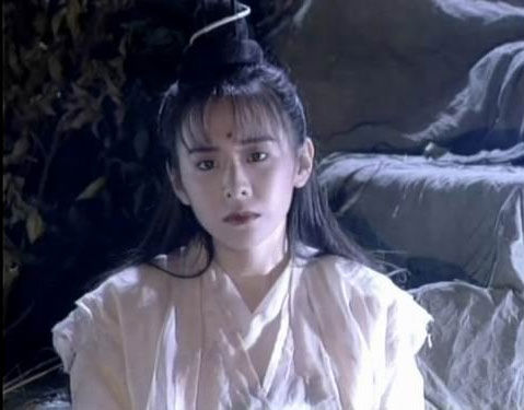 她是王祖贤翻版，《倚天屠龙记》杨不悔爆红，被插足分手至今单身