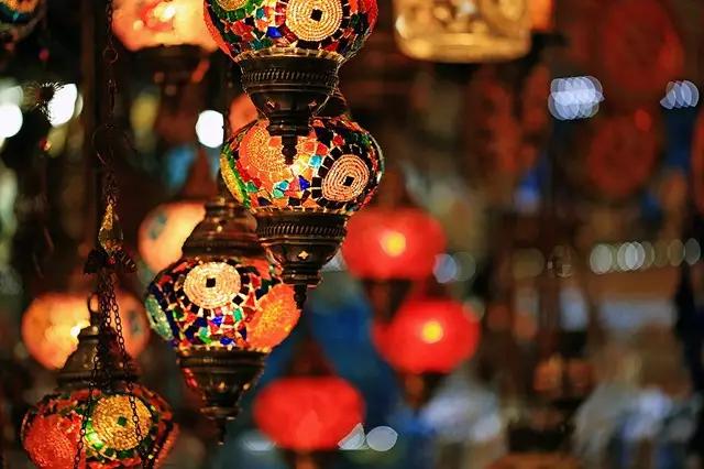 各国市集看花眼，姑娘们，钱包可准备好了？