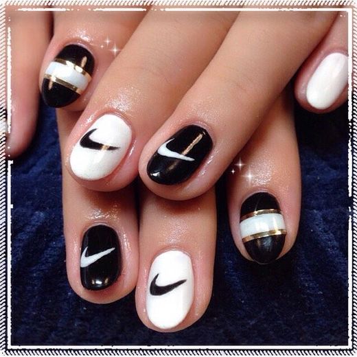 当女人味十足的指彩遇上了男孩风十足的运动品牌会怎么样？