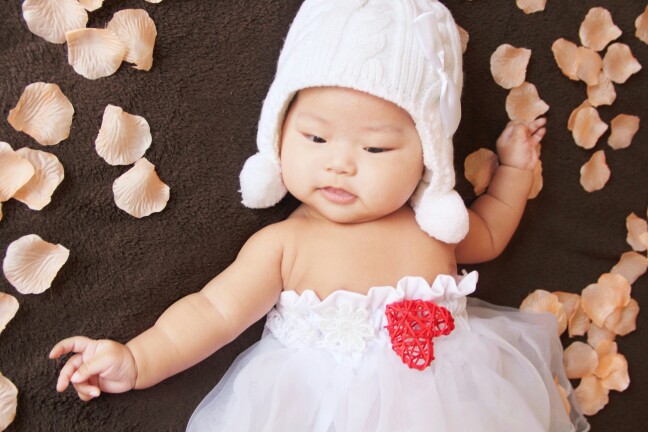 顺产第三天男宝,顺产三胎一般多久生