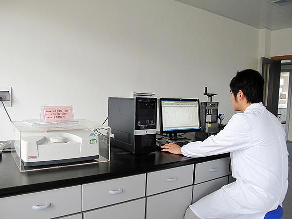 琥珀蜜蜡飘花怎么鉴别真假,蜜蜡琥珀的真假鉴定