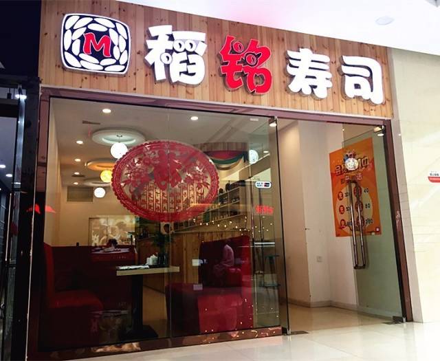 在包头这家小店能把饭吃出五颜六色,逛街饿了来一份瞬间满血复活