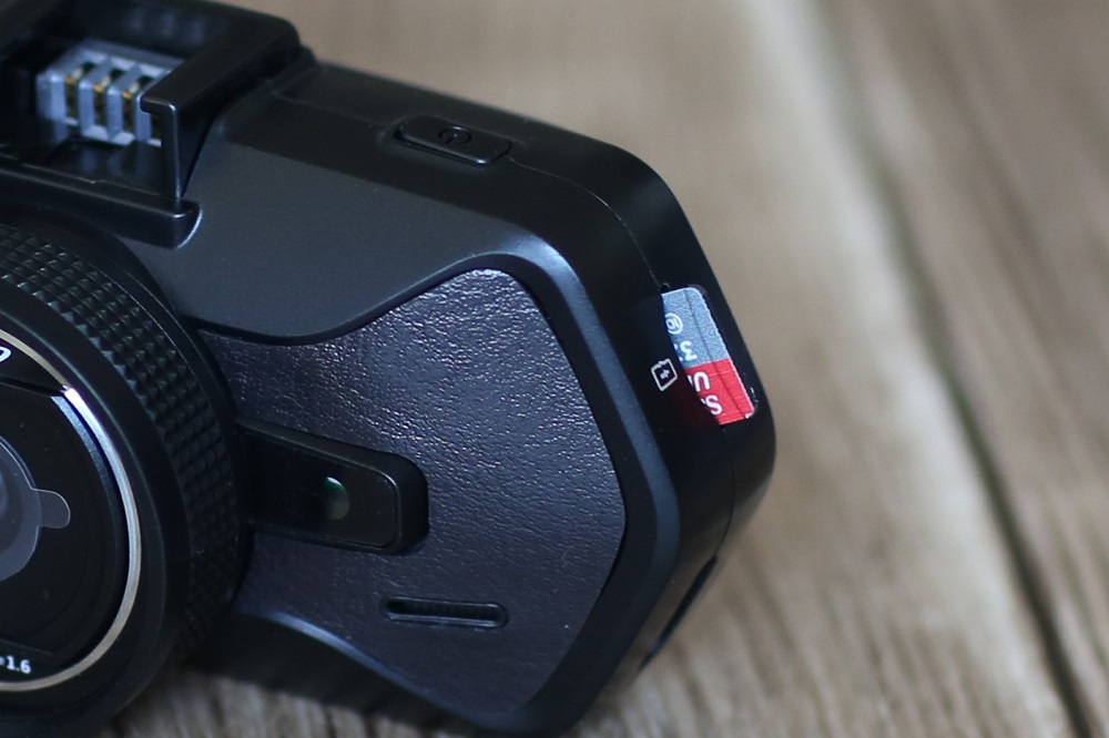 爱国者d68行车记录仪怎么样,爱国者隐藏式行车记录仪测评