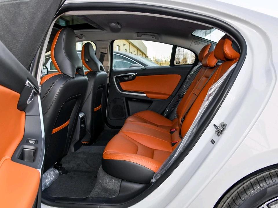 奔驰c180l1.6t发动机,奔驰c180l动力与a级动力比较