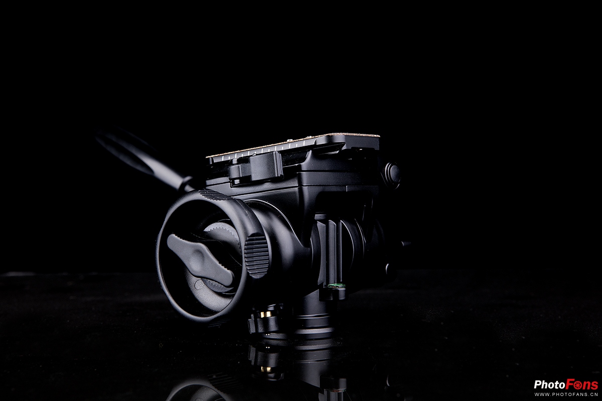 细节决定一切*钟金**中型液压云台FHD-66A