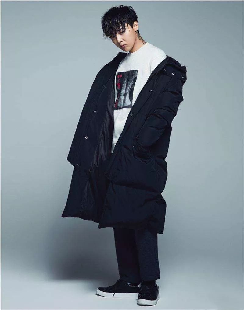 权志龙同款羽绒服穿搭,权志龙穿搭oversize