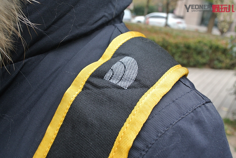 轻便大容量防水背包,northface帆布双肩背包