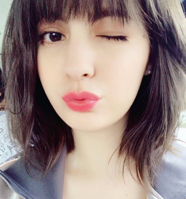 最简单新手上妆的正确步骤,教你如何正确上妆教程图片