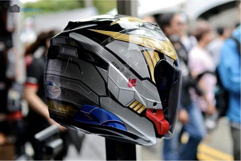 南台车展【SOL/ASTONE/THH】多款彩绘头盔亮相