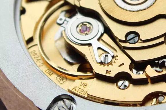 eta2824机芯和eta2824-2机芯区别,caliber80机芯和eta2824-2机芯哪个好