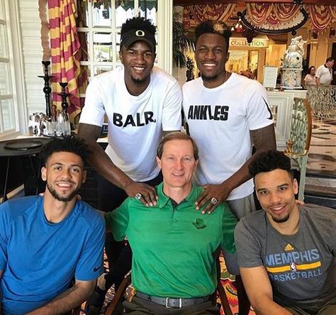 鏍兼灄涓轰簡鑰佽┕鐮寸邯褰曞幓瑙佽瘉,鏍兼灄瑭圭殗