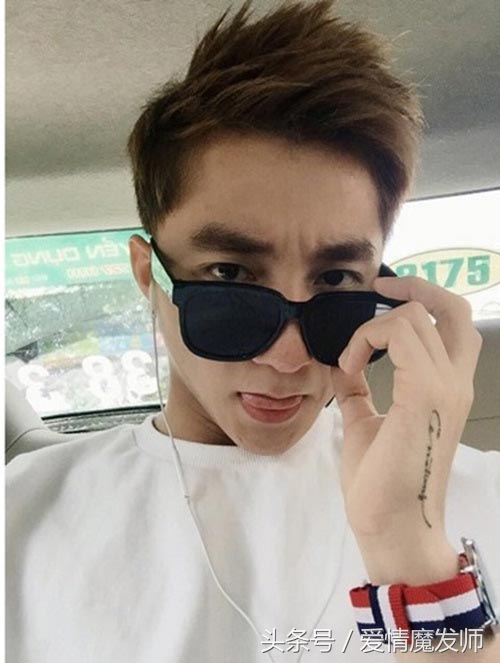 冬季男生发型不烫推荐,最适合秋冬季节男生烫的发型