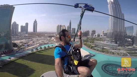 迪拜最长高空滑索开幕，哈姆丹王子率先体验飞跃Marina