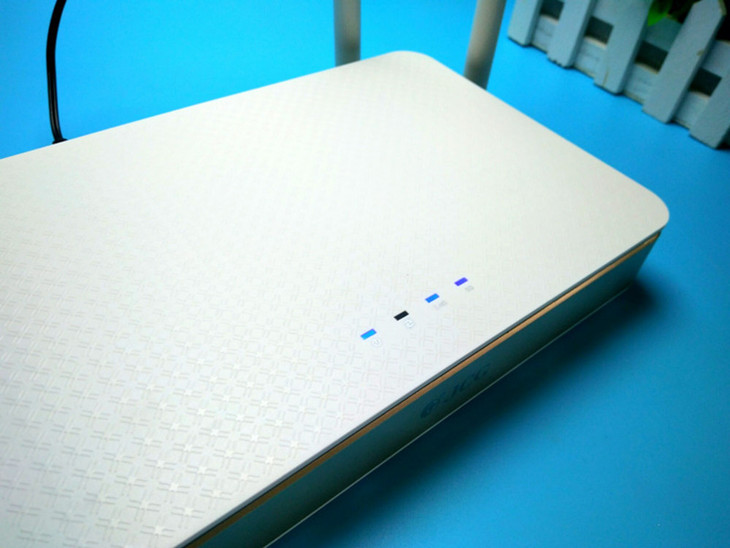 千兆大升级有性能更智能JCGY2无线路由体验