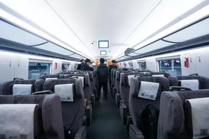 成都西成高铁旅游攻略,西成高铁和川青铁路