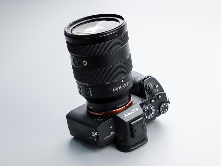 索尼fe24-105mmf4配哪款相机,小巧索尼微单像素高
