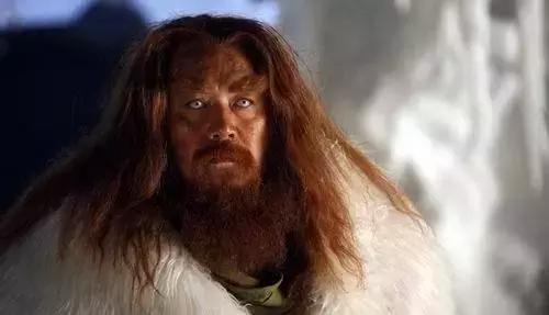 又双叒叕翻拍了!两位新晋小鲜肉你更看好谁?