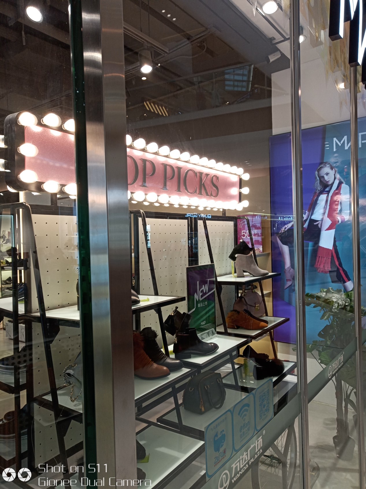 金立S11上手评测，全面屏游戏手机，玩游戏不再被打搅