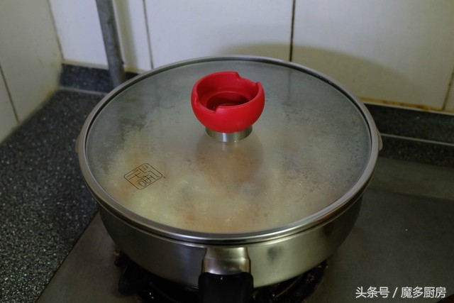 怎样能把玉米粒炒成玉米花,几颗玉米粒就能爆一大锅爆米花