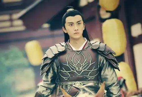 又双叒叕翻拍了!两位新晋小鲜肉你更看好谁?