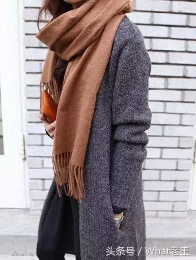 lv羊绒围巾哪个颜色最百搭,买羊绒围巾哪个颜色最百搭