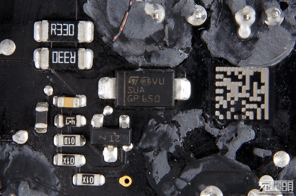 有没有仿的很真的苹果充电器,贫穷限制了我的想象力动画