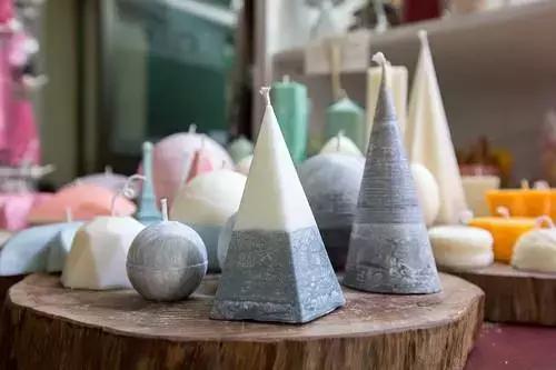 芳香生活、健康手作——记定海路街道团工委DIY石膏香薰制作活动