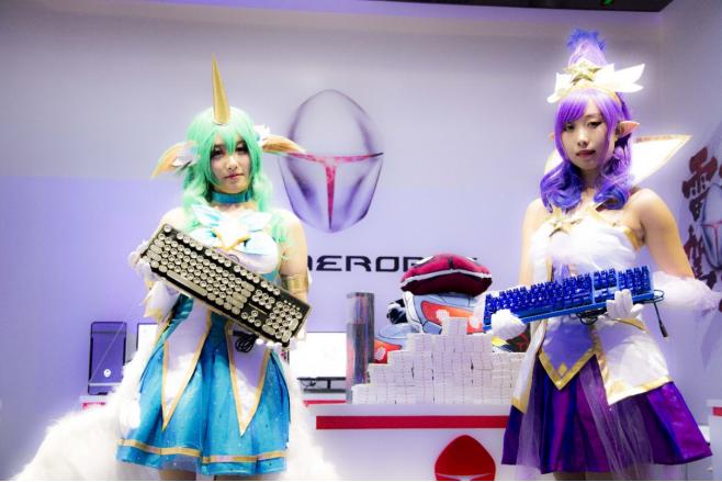 jdg让二追三击败tesuzi,rng让二追三战胜jdg刀妹