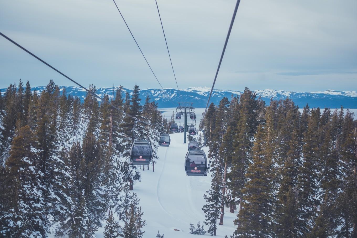 鍐呭崕杈惧窞鑻辨枃姝屾洸,鍐呭崕杈惧窞鐨勬瓕